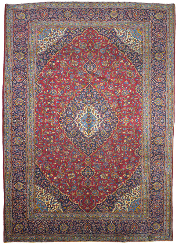 ISFAHAN PERSIAN RUG WITH FLORAL ACCENTS